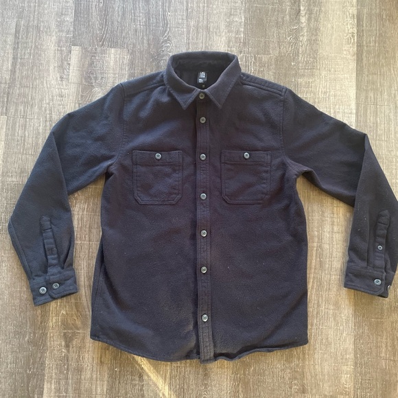 Mountain Hardware Black Button-Up Shirt/Over-shirt. Sz Medium. - Picture 1 of 9